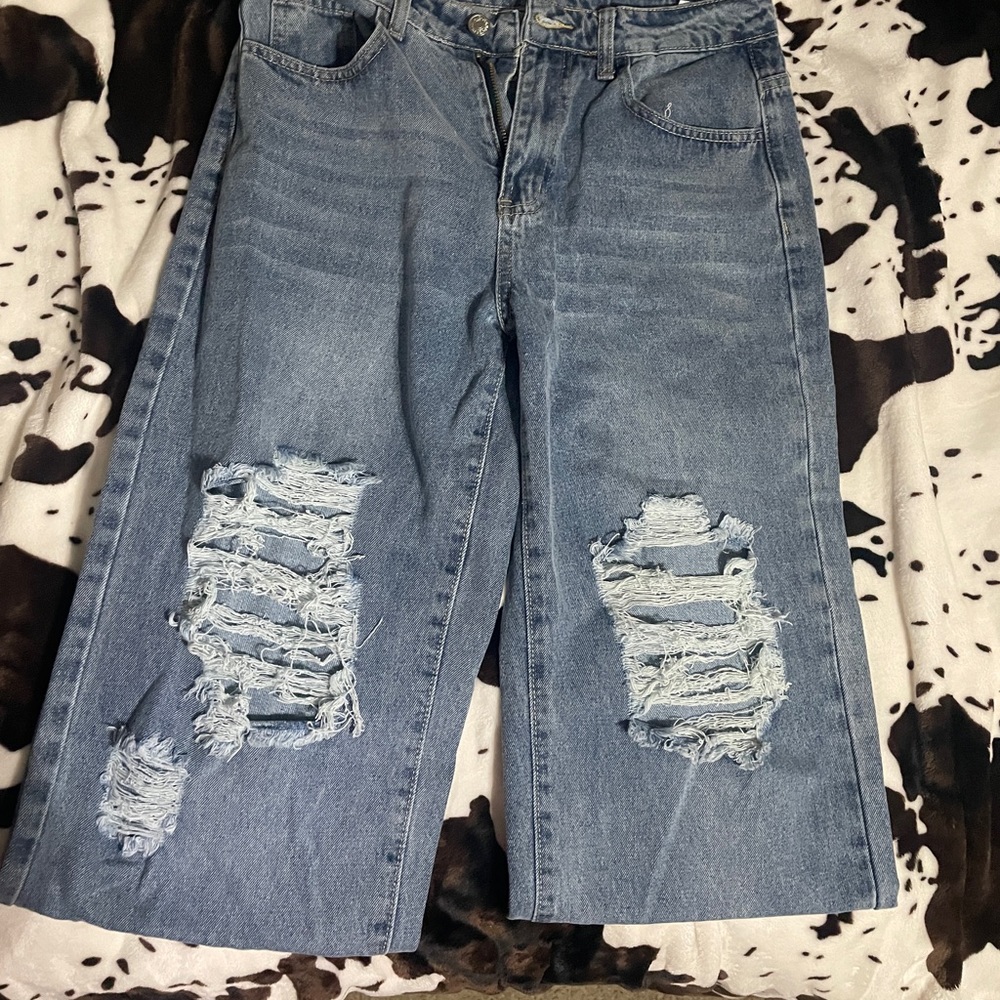 Wide leg jeans